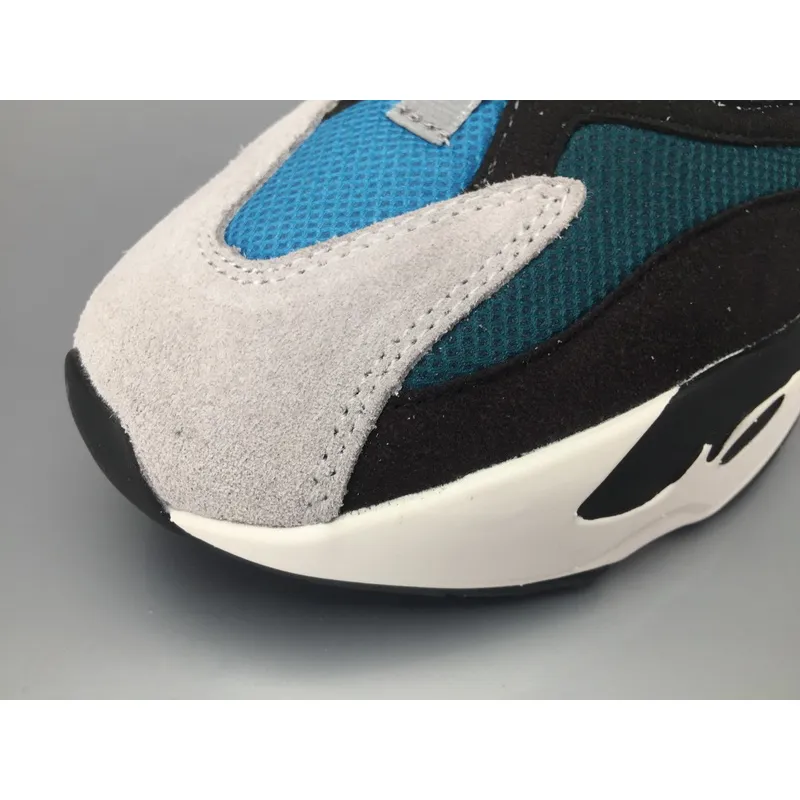 Adidas Yeezy Boost 700 Wave Runner (2017/2023) B75571
