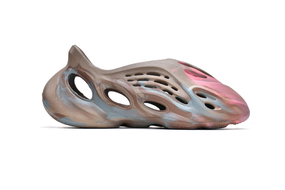 Adidas Yeezy Foam RNNR MX Sand Grey  GY3969