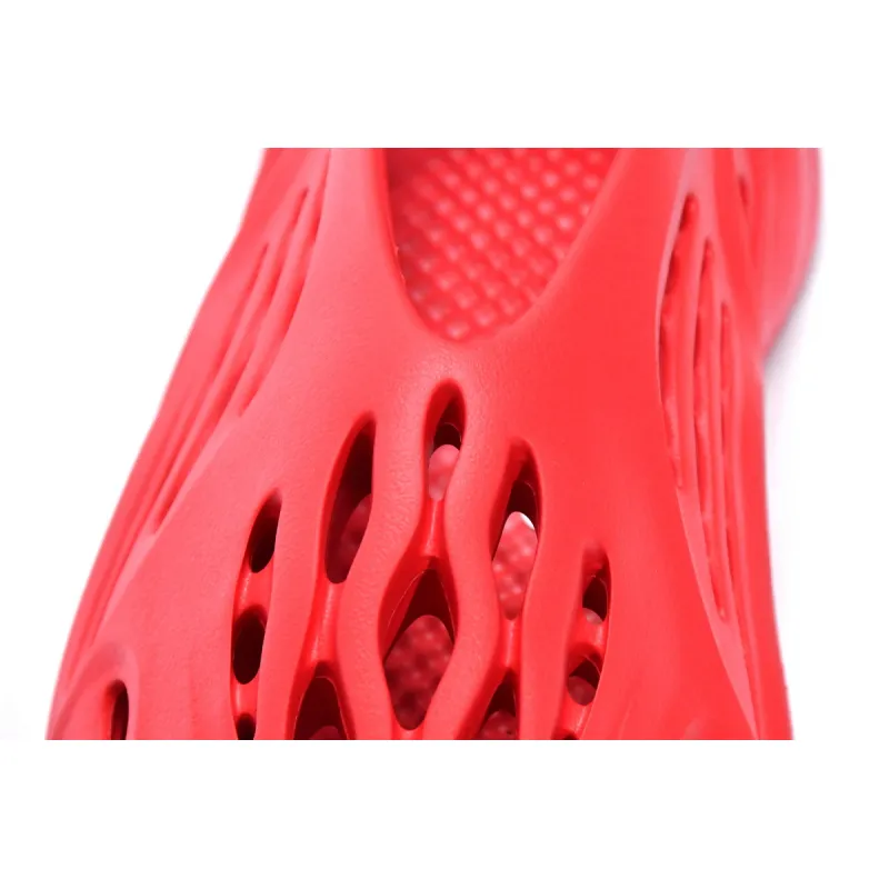 Adidas Yeezy Foam RNNR Vermillion  GW3355
