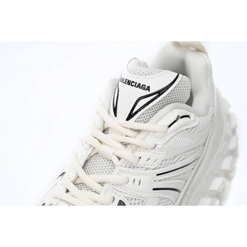  Balenciaga Defender Off-White  685611 W2RAA 9110