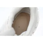  Balenciaga Defender Off-White  685611 W2RAA 9110