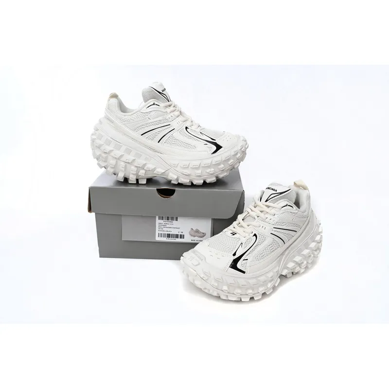  Balenciaga Defender Off-White  685611 W2RAA 9110