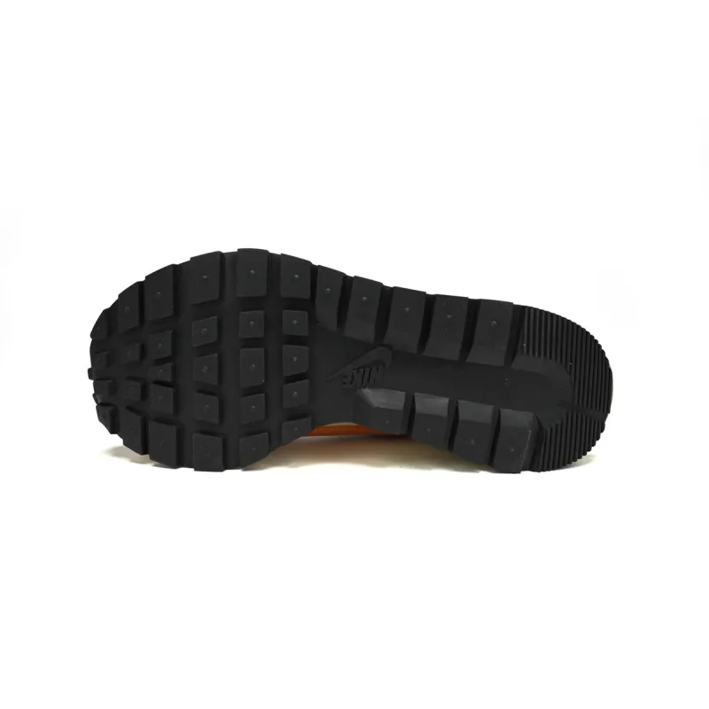  Sacai x Nike VaporWaffle 3.0 Beige orange color  DD1875-107 