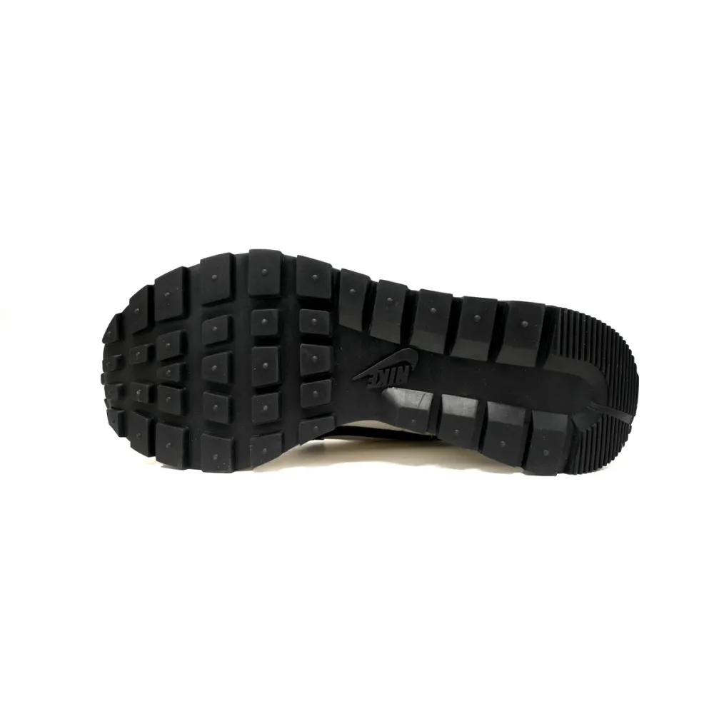  Sacai x Nike VaporWaffle Sesame and Beige Black  DD1875-101