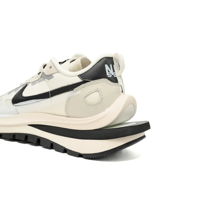  Sacai x Nike VaporWaffle Sesame and Beige Black  DD1875-101