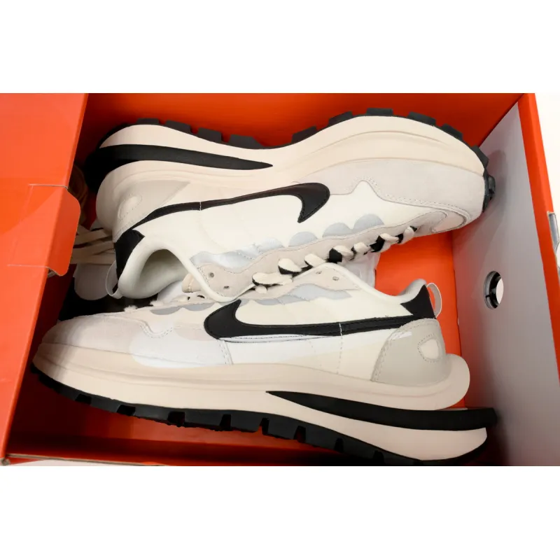  Sacai x Nike VaporWaffle Sesame and Beige Black  DD1875-101