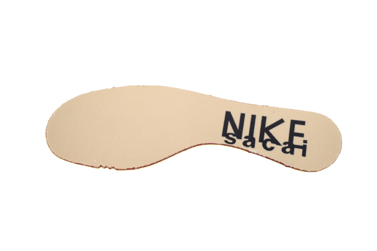 Sacai xNike VaporWaffle “Tour Yellow ” CV1363-108