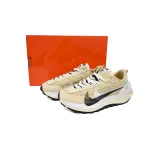  Sacai xNike  VaporWaffle “Tour Yellow ” CV1363-108 