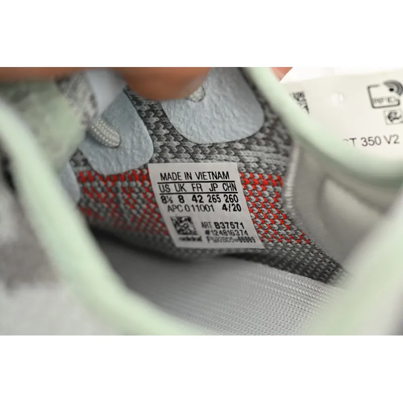 Adidas Yeezy Boost 350 V2 Blue Tint (2017/2023)  B37571