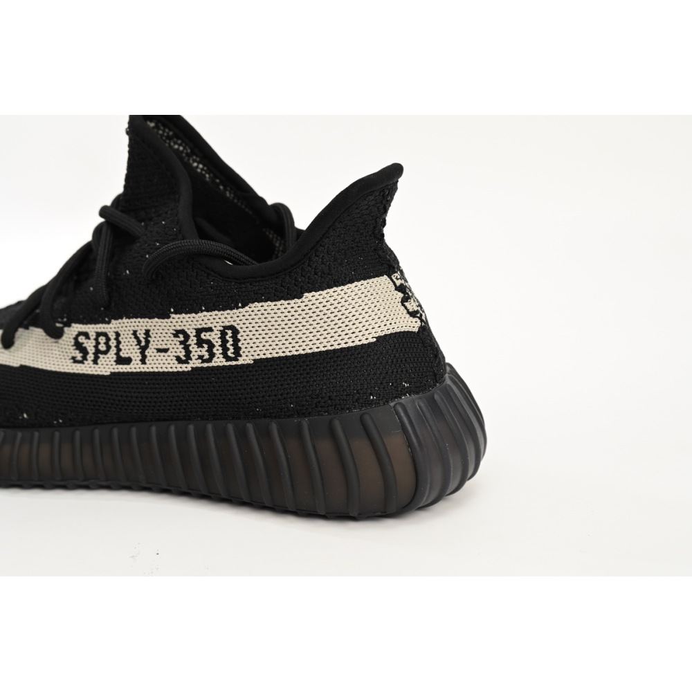 Adidas Yeezy Boost 350 V2 Core Black White (2016/2022)  BY1604