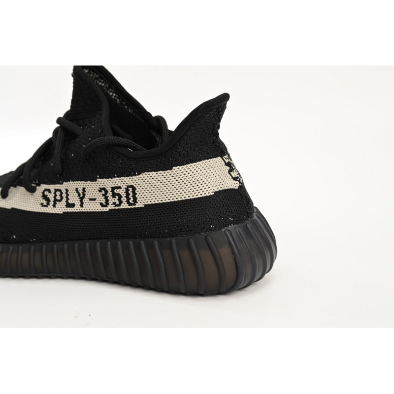 Adidas Yeezy Boost 350 V2 Core Black White (2016/2022)  BY1604