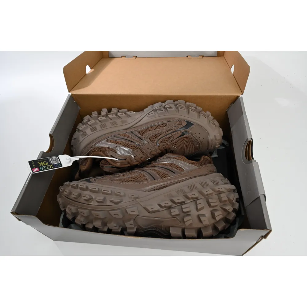 Balenciaga Defender Black Brown  685611 W3RBS 2408