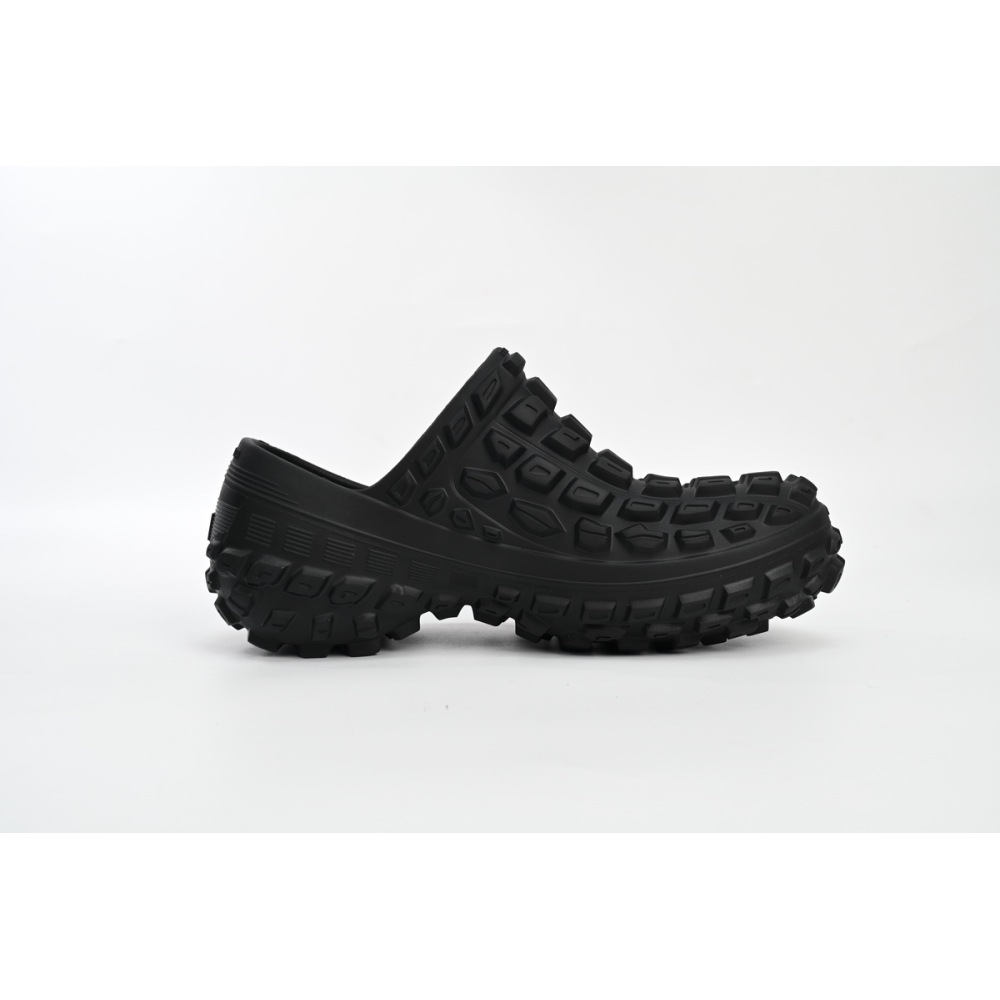 Balenciaga Defender Clog Black Rubber 735252W3CV21000