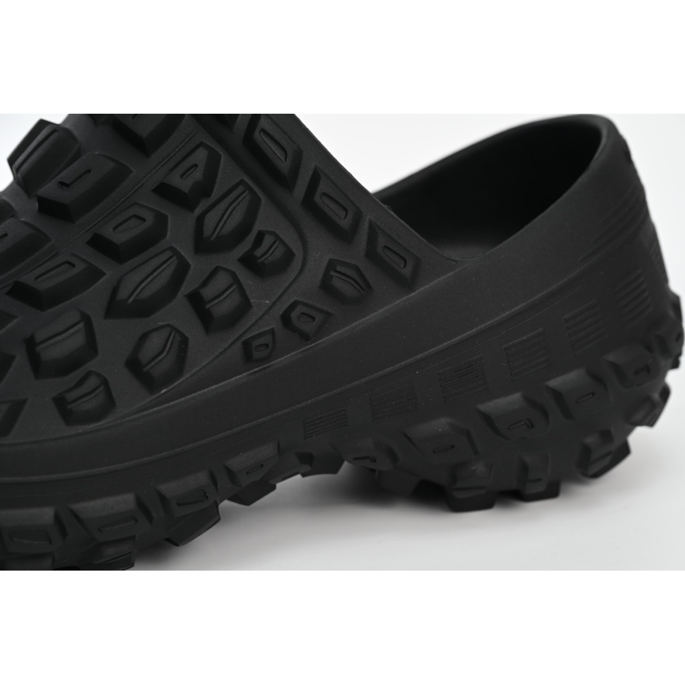 Balenciaga Defender Clog Black Rubber 735252W3CV21000