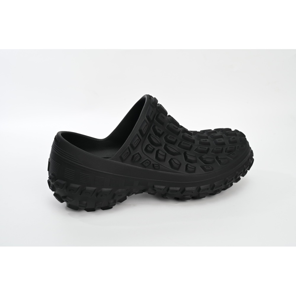 Balenciaga Defender Clog Black Rubber 735252W3CV21000