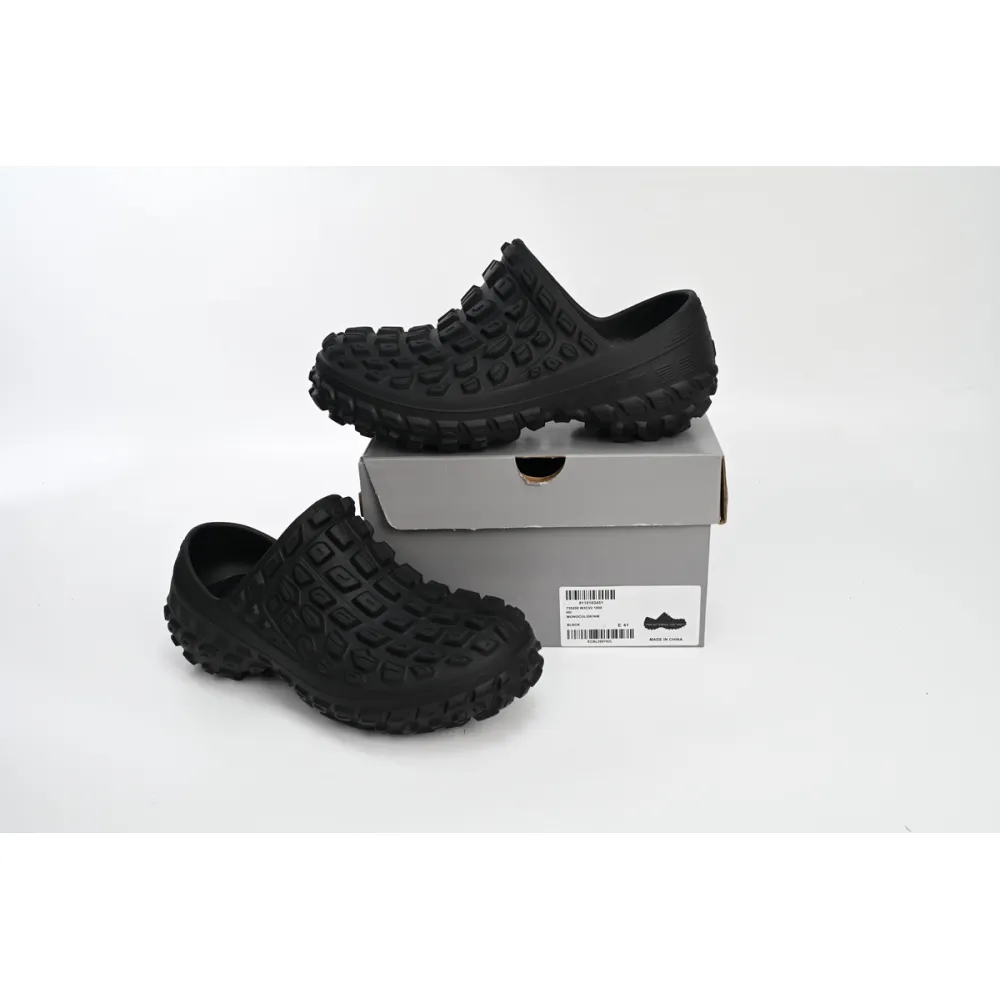Balenciaga Defender Clog Black Rubber 735252W3CV21000