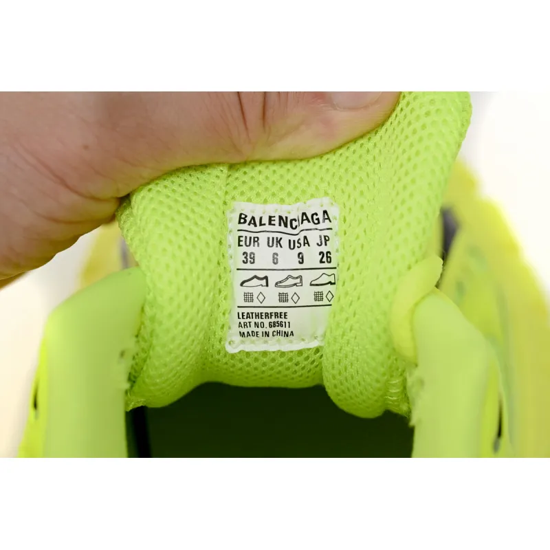 Balenciaga Defender Fluo Yellow  685613 W2RAB 7510 