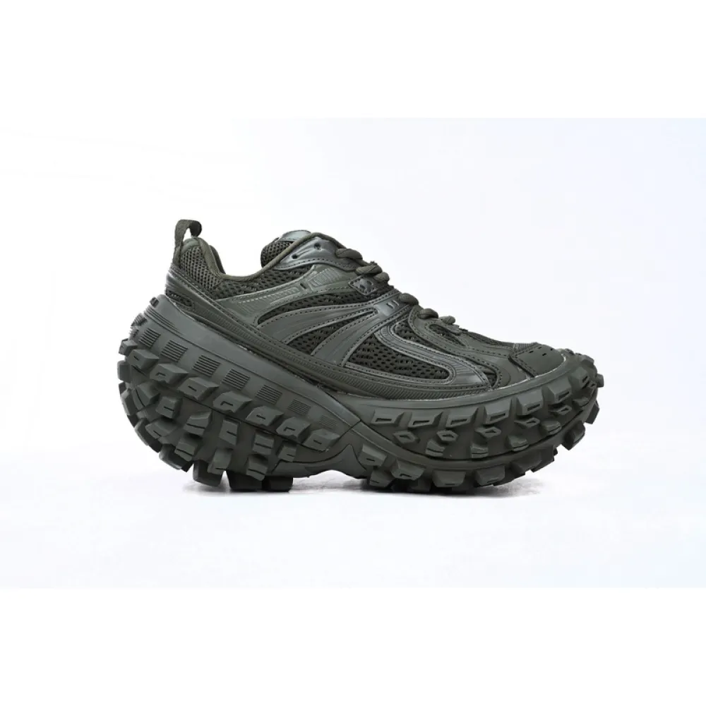 Balenciaga Defender Green  685611 W2RA6 3000