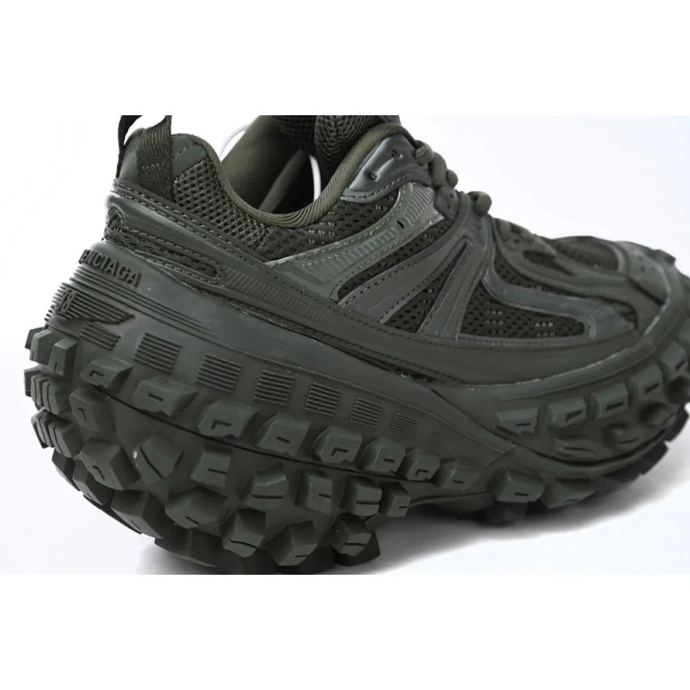 Balenciaga Defender Green  685611 W2RA6 3000