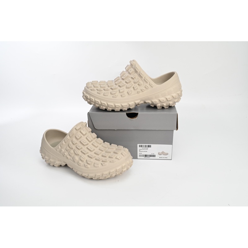 Balenciaga Defender Rice White  735250 W3CV2 9700