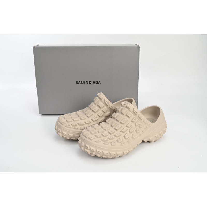 Balenciaga Defender Rice White  735250 W3CV2 9700