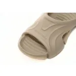 Balenciaga Mold Slide Sandal Beige   653874W3CE29300