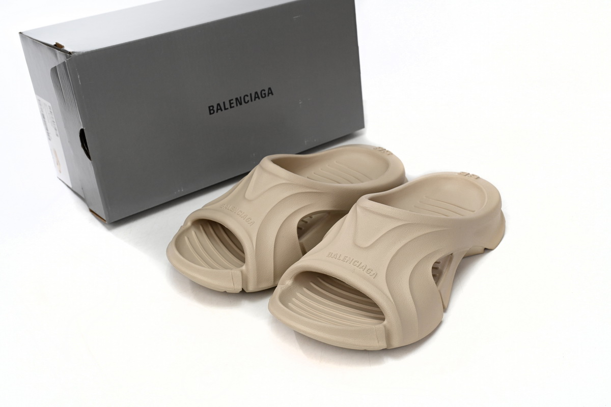 Balenciaga Mold Slide Sandal Beige   653874W3CE29300