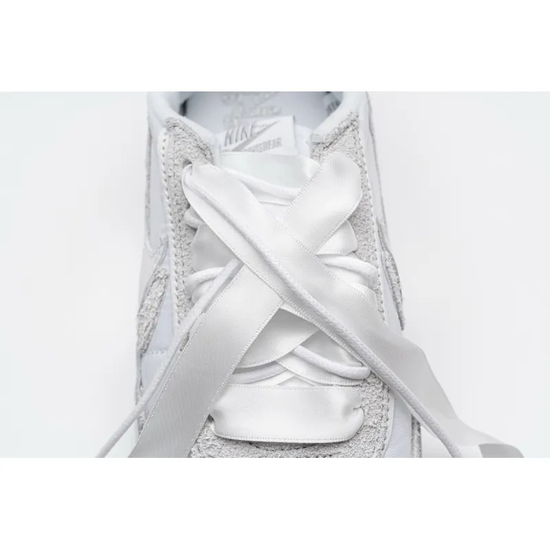 Nike LD Waffle sacai White Nylon  BV0073-101