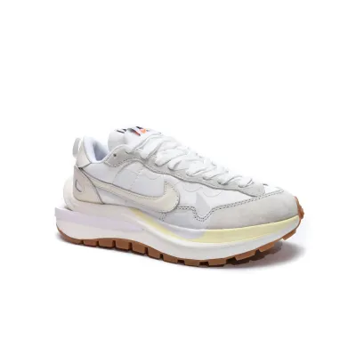 Nike Vaporwaffle sacai Sail Gum  DD1875-100 02