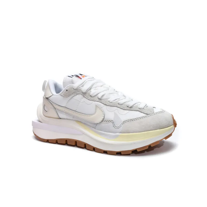 Nike Vaporwaffle sacai Sail Gum  DD1875-100