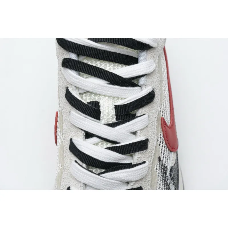Nike Vaporwaffle sacai Sport Fuchsia Game Royal  CV1363-100