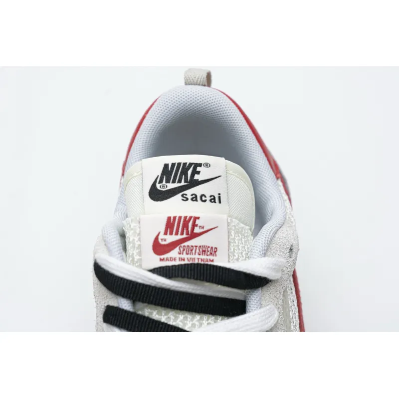 Nike Vaporwaffle sacai Sport Fuchsia Game Royal  CV1363-100