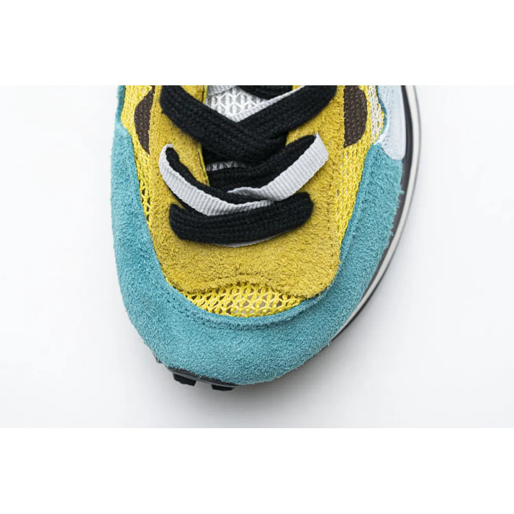 Nike Vaporwaffle sacai Tour Yellow Stadium Green  CV1363-700 