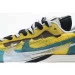 Nike Vaporwaffle sacai Tour Yellow Stadium Green  CV1363-700 