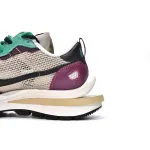 Nike Vaporwaffle sacai Villain Red Neptune Green DD3035-200 