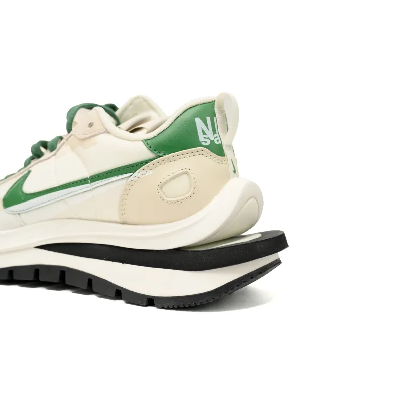 Sacai x Nike VaporWaffle Sesame and Beige Green  DD1875-102