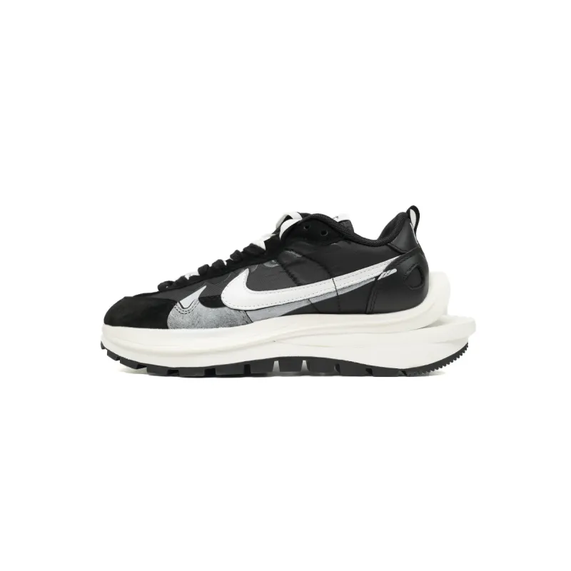 Sacai x Nike VaporWaffle Sesame and Black And White  DD1875-011 