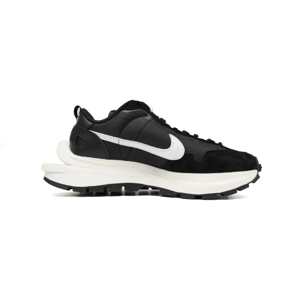 Sacai x Nike VaporWaffle Sesame and Black And White  DD1875-011 
