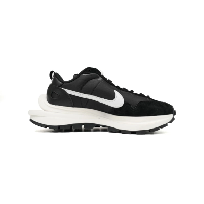 Sacai x Nike VaporWaffle Sesame and Black And White  DD1875-011  02