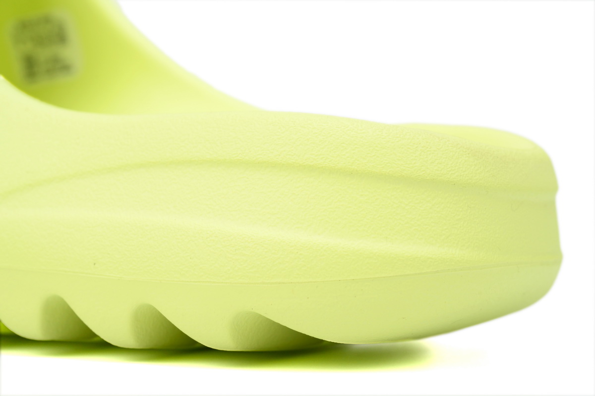 Adidas Yeezy Slide Glow Green (2022/2023 Restock)  HQ6447
