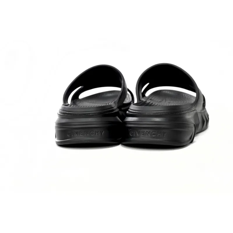 Givenchy Marshmallow Black BH301AH19Y-001