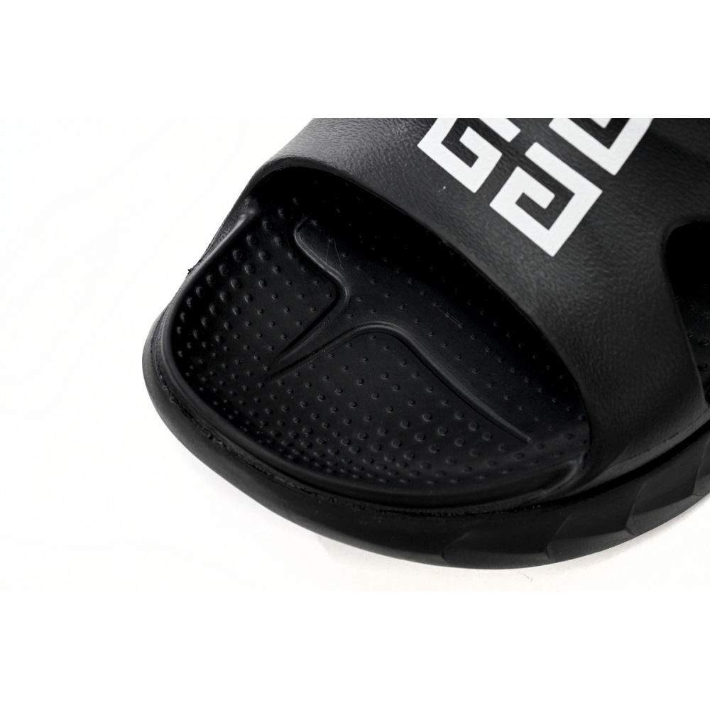 Givenchy Marshmallow Black BH301AH19Y-001