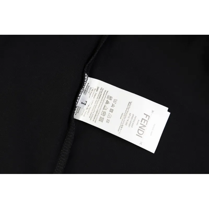 Fendi T-Shirt F0204