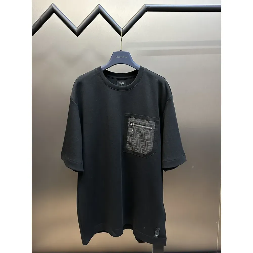 Fendi T-Shirt F0208