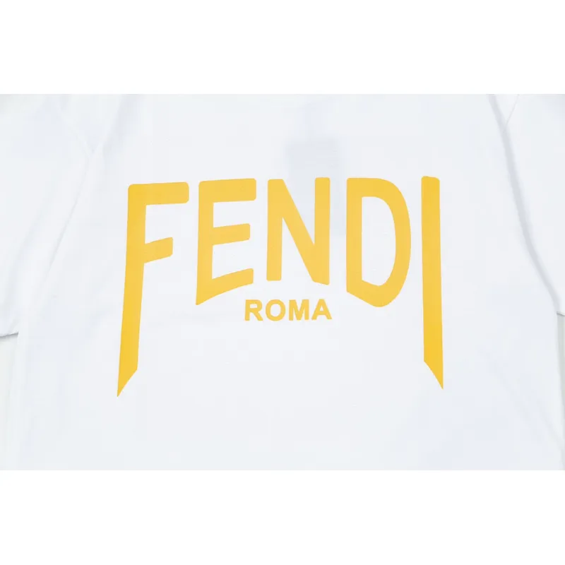 Fendi T-Shirt F0214