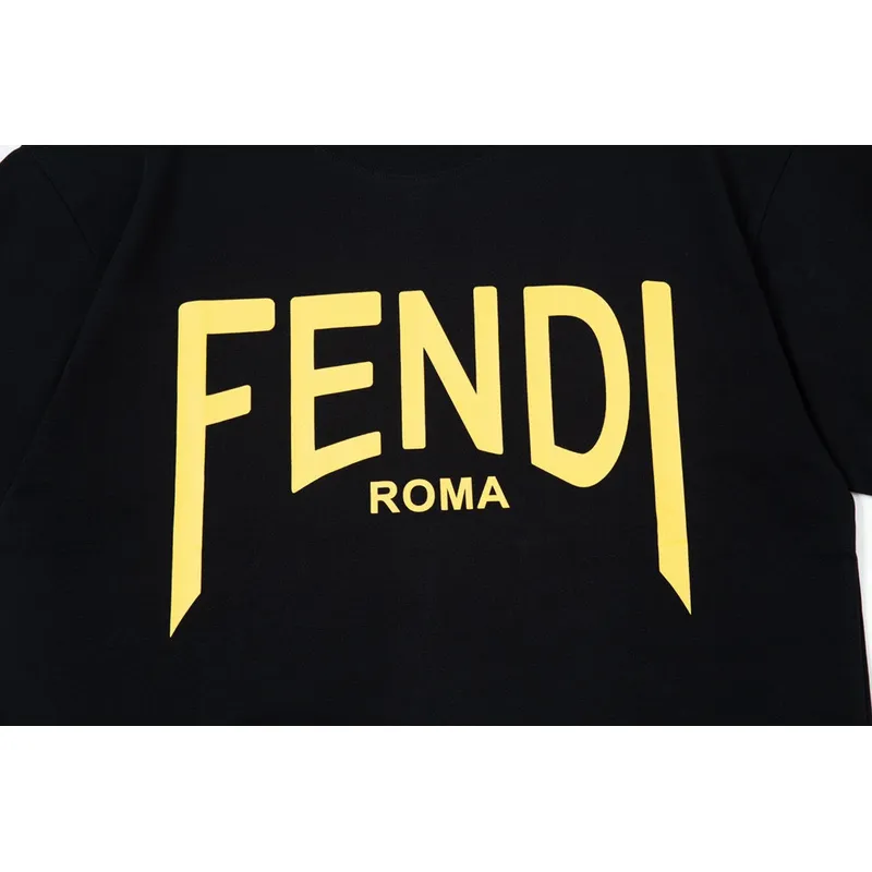 Fendi T-Shirt F0215
