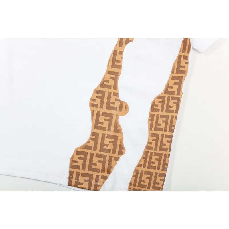 Fendi T-Shirt F0216