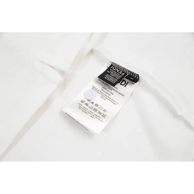Fendi T-Shirt F0219