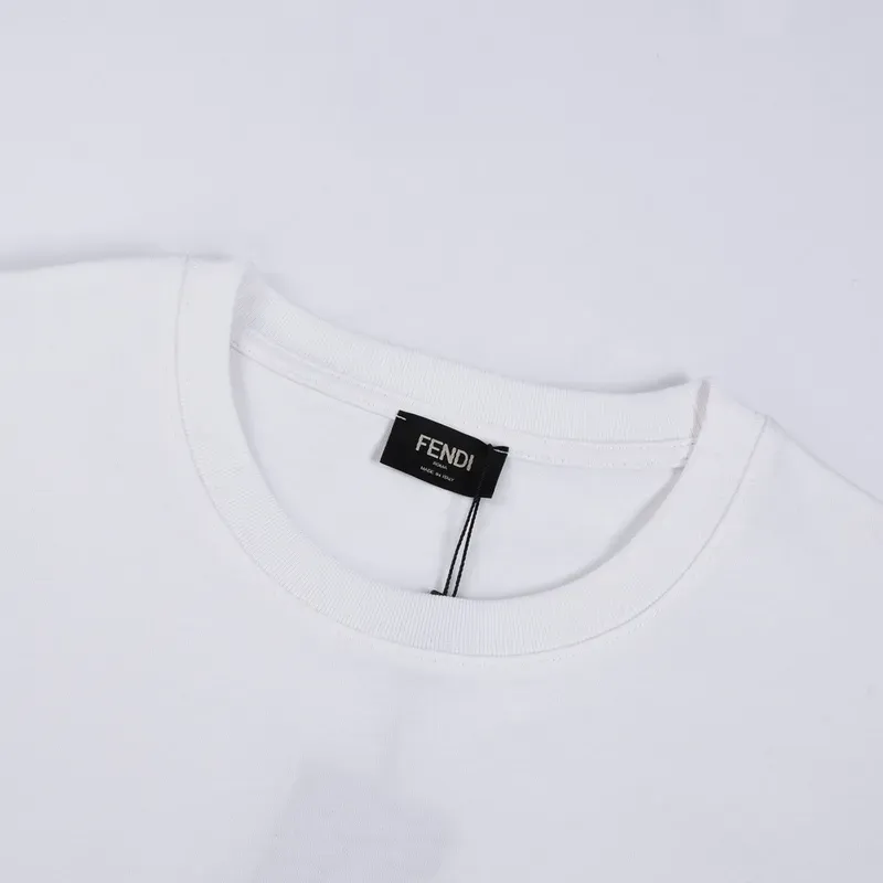 Fendi T-Shirt F0221