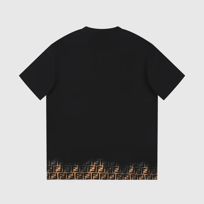 Fendi T-Shirt F0222
